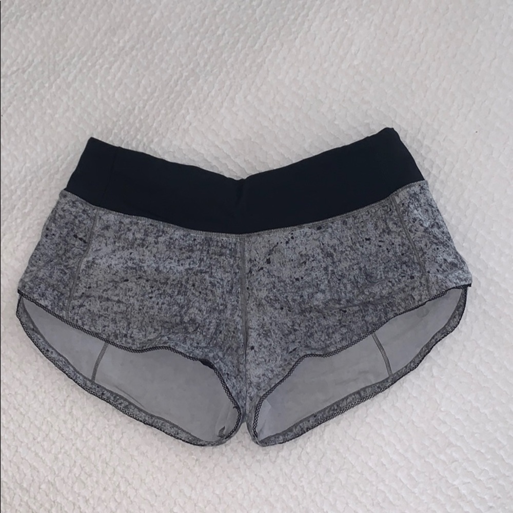 Lululemon Shorts Size 4 EUC